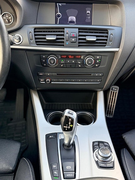 BMW X3 11 of 21