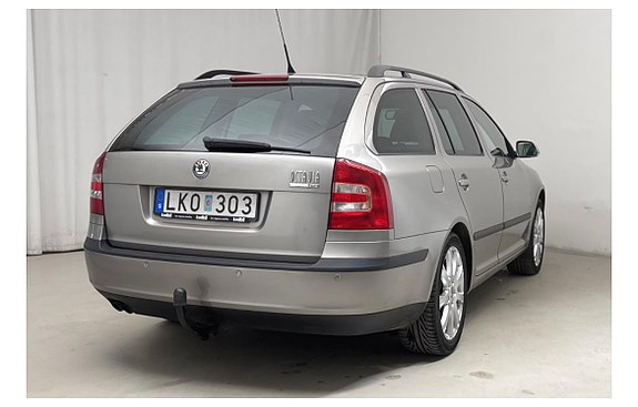 Skoda Octavia 4 of 8