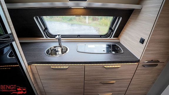 Knaus Südwind 650 PXB | Mover | AC | Förtält 16 of 21