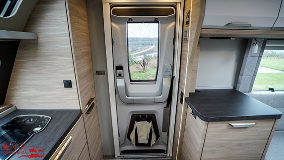 Knaus Südwind 650 PXB | Mover | AC | Förtält 21 of 21