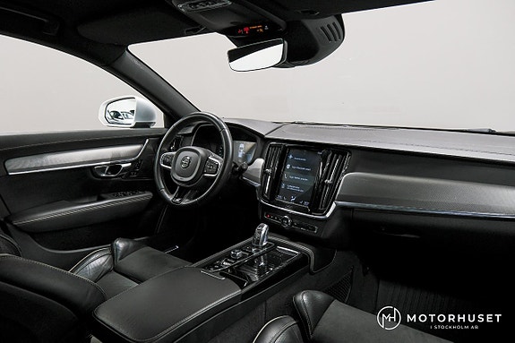 Volvo V90 10 of 27