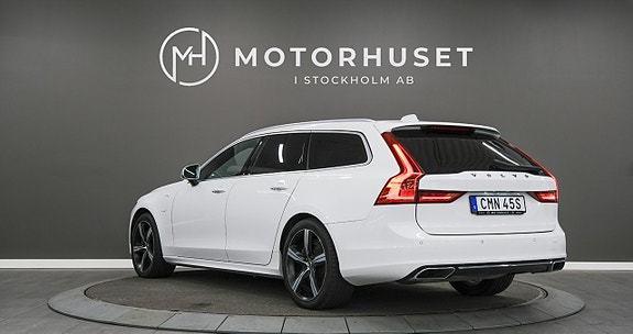 Volvo V90 4 of 27