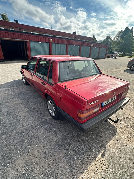 Volvo 740 5 of 10