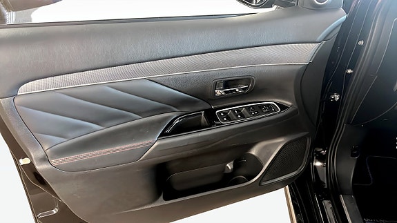 Mitsubishi Outlander 10 of 11