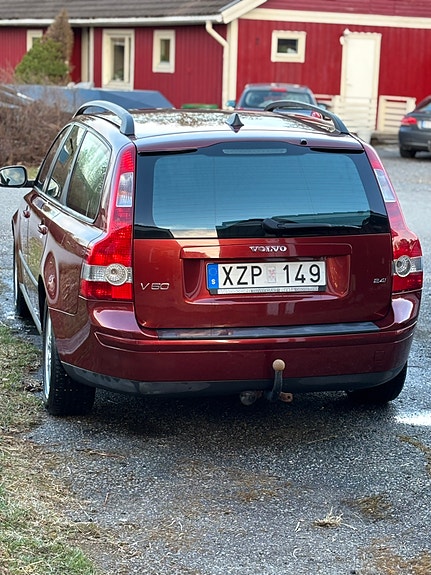 Volvo V50 4 of 6