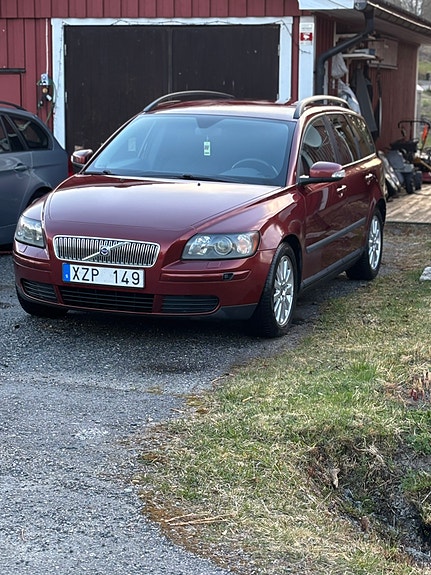 Volvo V50 2 of 6