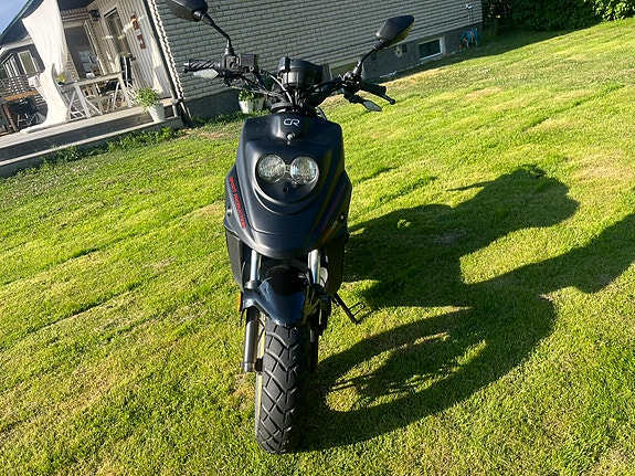Pgo Big Max 2 of 6