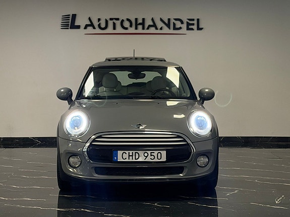 MINI Cooper 2 of 22