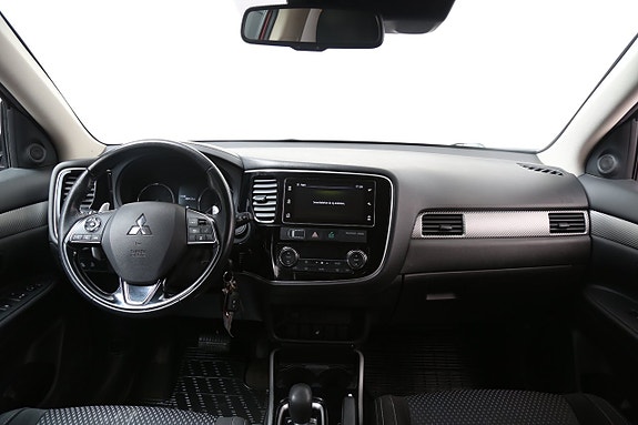 Mitsubishi Outlander 17 of 25