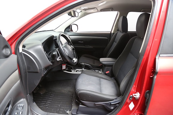 Mitsubishi Outlander 10 of 25