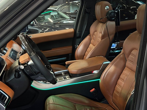 Land Rover Range Rover Sport 12 of 20