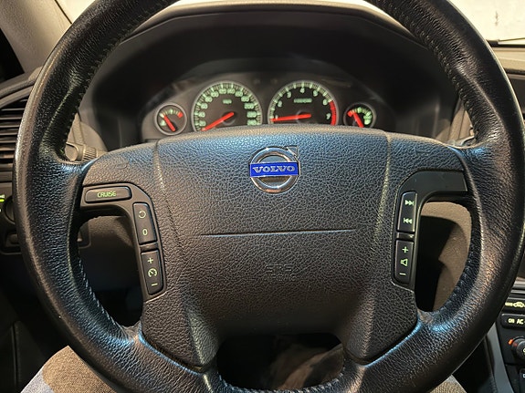 Volvo V70 15 of 16