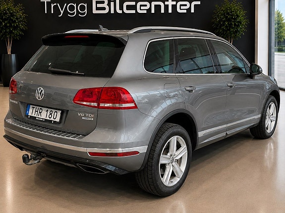 Volkswagen Touareg 5 of 26