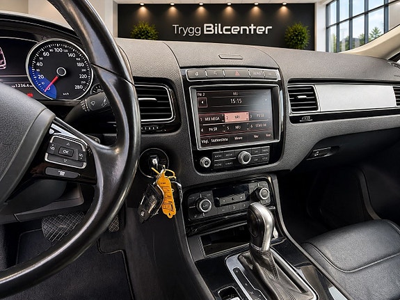 Volkswagen Touareg 14 of 26