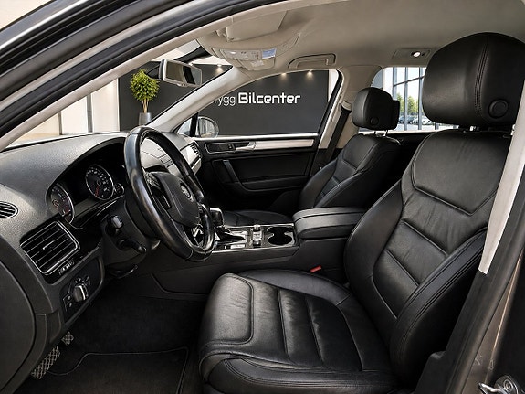 Volkswagen Touareg 11 of 26