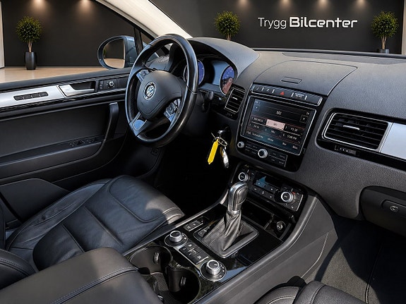 Volkswagen Touareg 22 of 26