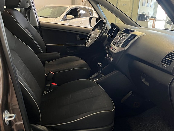 Kia Venga 7 of 9
