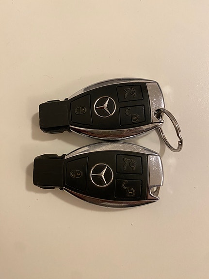 Mercedes-Benz E250 25 of 25