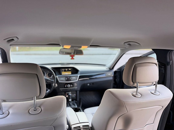 Mercedes-Benz E250 19 of 25