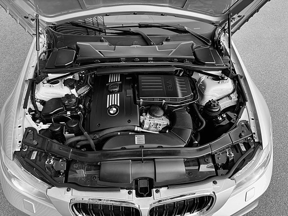 BMW 335i 6 of 6