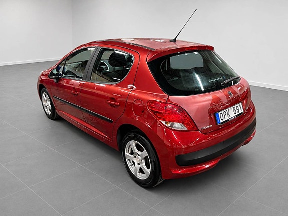 Peugeot 207 4 of 10
