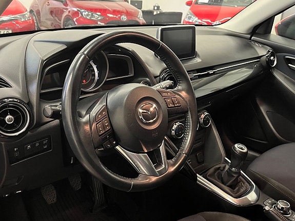 Mazda 2 10 of 13