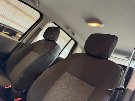 Renault Modus 13 of 18
