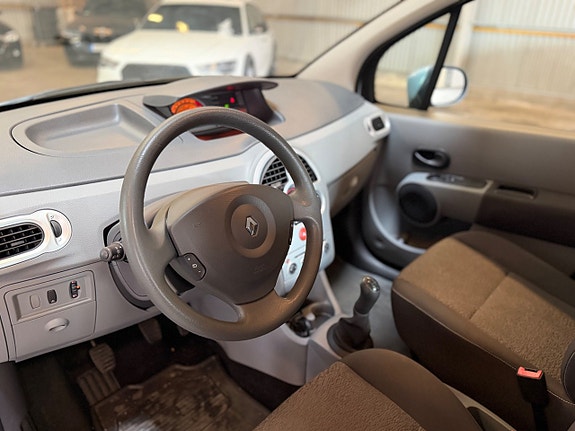 Renault Modus 14 of 18