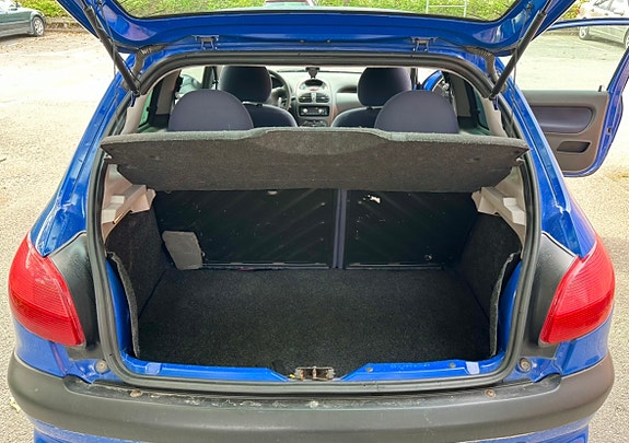 Peugeot 206 9 of 16