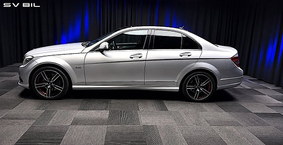 Mercedes-Benz C350 7 of 28