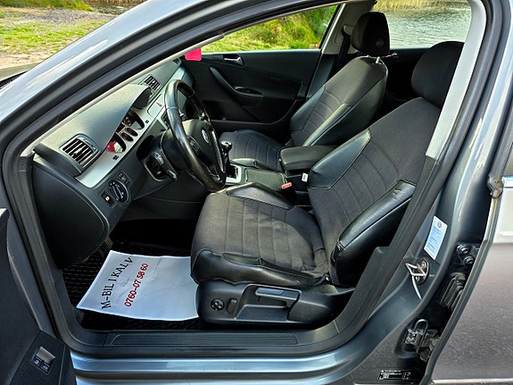 Volkswagen Passat 3 of 27