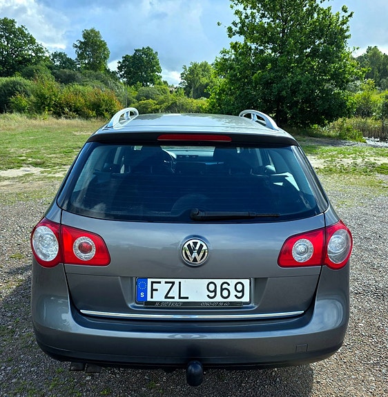 Volkswagen Passat 26 of 27