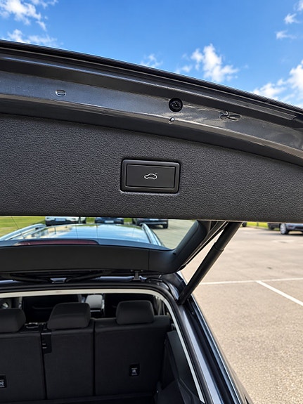 Volkswagen Tiguan 16 of 19