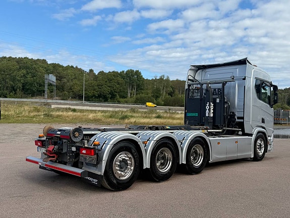 SCANIA NEXTGEN R530 V8 LASTVÄXLARE TRIDEM 2 of 3