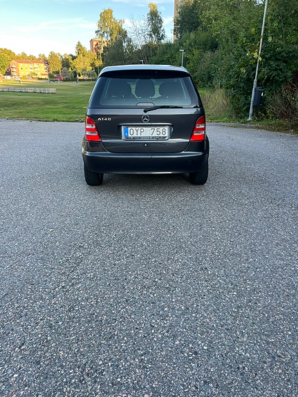 Mercedes-Benz A140 11 of 15