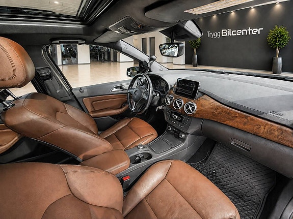 Mercedes-Benz B200 20 of 29