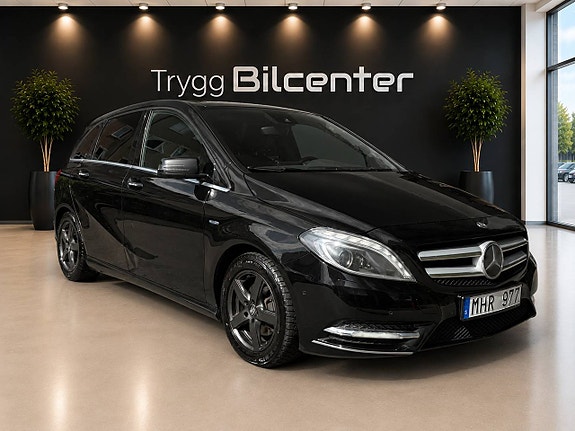 Mercedes-Benz B200 7 of 29