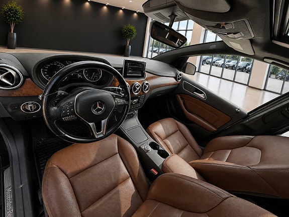 Mercedes-Benz B200 13 of 29