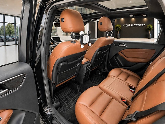 Mercedes-Benz B200 23 of 29