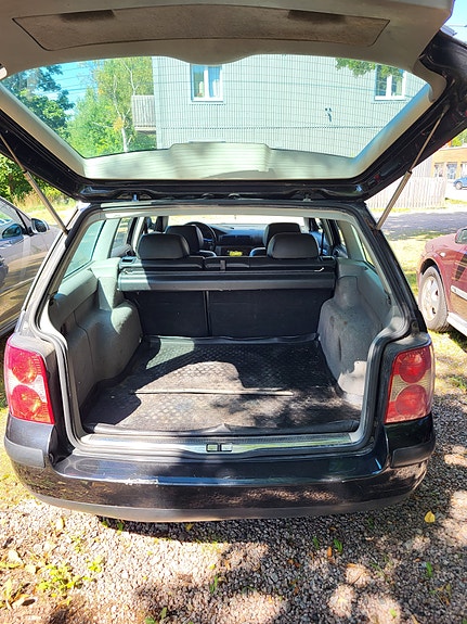 Volkswagen Passat 5 of 8
