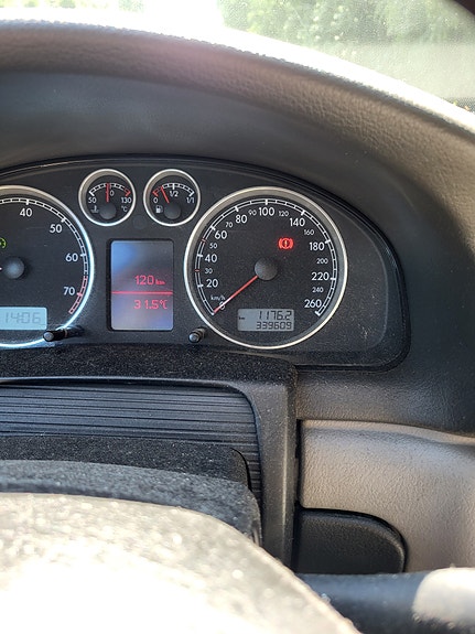 Volkswagen Passat 8 of 8