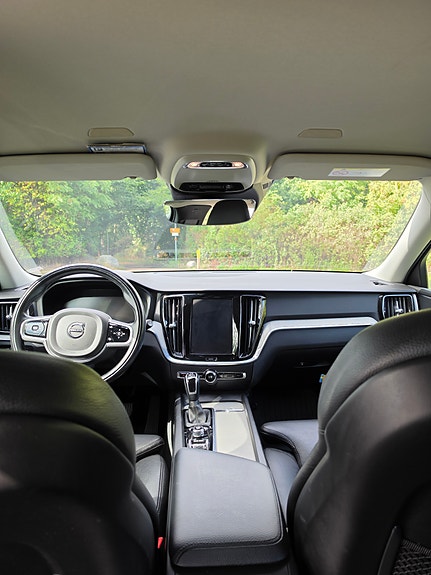 Volvo V60 5 of 7