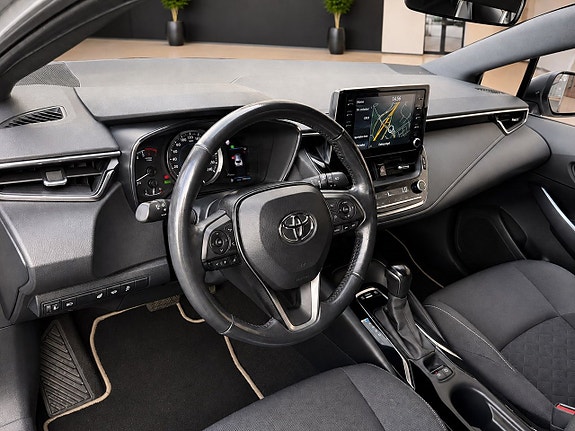 Toyota Corolla 14 of 25