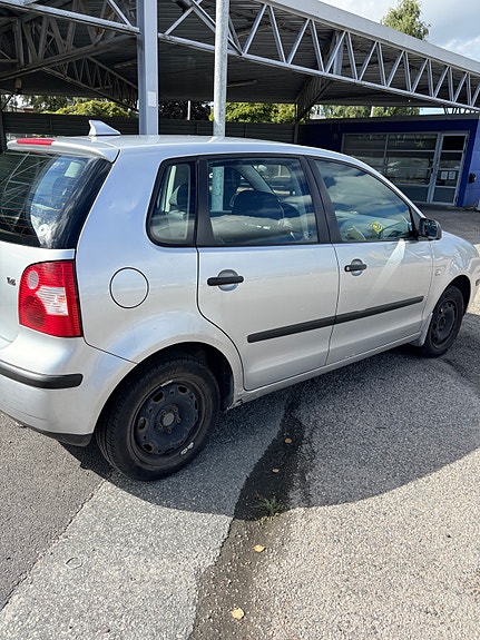 Volkswagen Polo 3 of 9