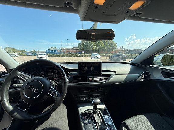 Audi A6 4 of 8
