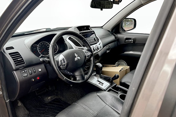 Mitsubishi L200 4 of 6