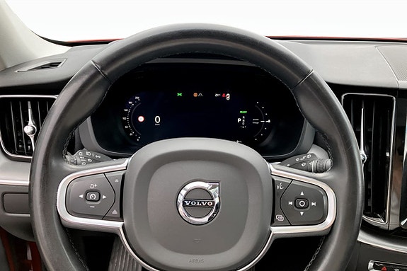 Volvo XC60 10 of 12