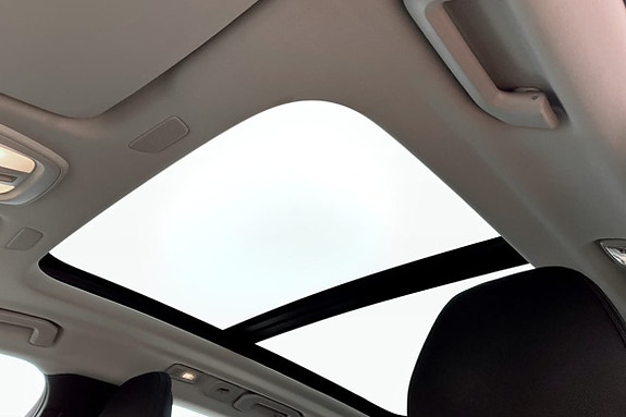 Volvo XC60 8 of 12
