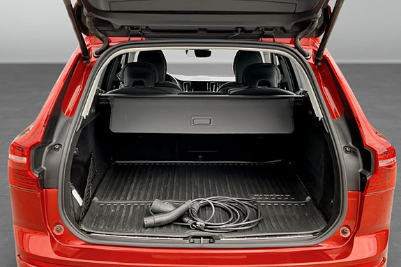 Volvo XC60 12 of 12