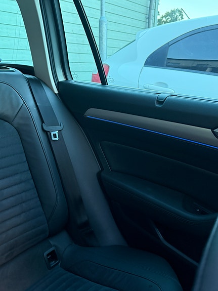 Volkswagen Passat 13 of 22